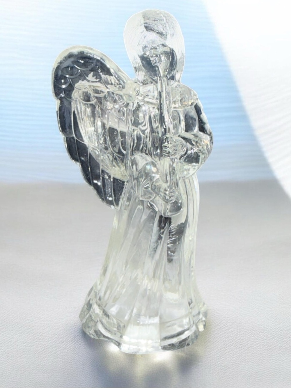 Clear Glass Angel Figurine - Home Art Décor